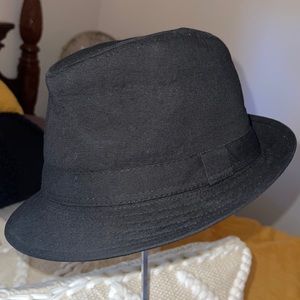 Capstar Fedora Hat